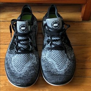 Free RN FLYKNIT NIKE